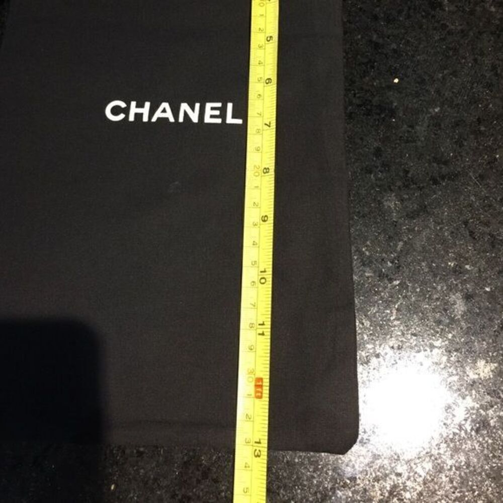 🎉1 hr sale🎉Chanel dust bag